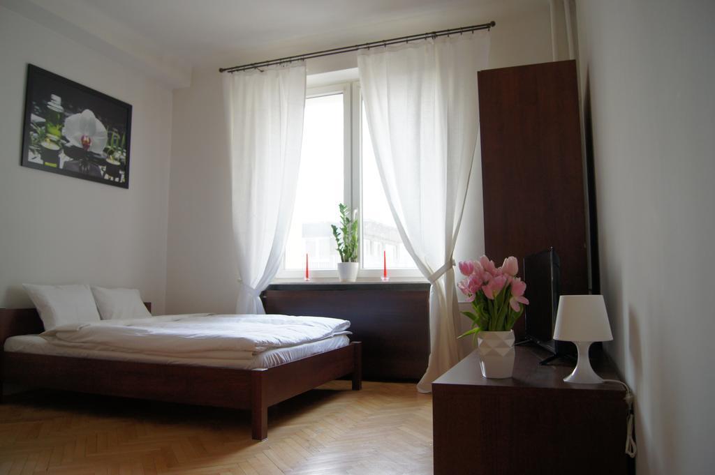 Krucza By Rental Apartments Warszawa Eksteriør billede