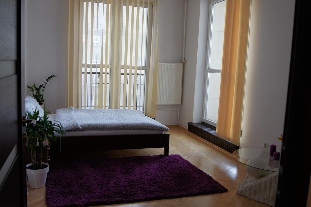 Krucza By Rental Apartments Warszawa Eksteriør billede