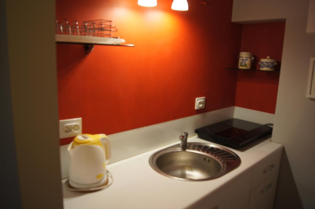 Krucza By Rental Apartments Warszawa Eksteriør billede